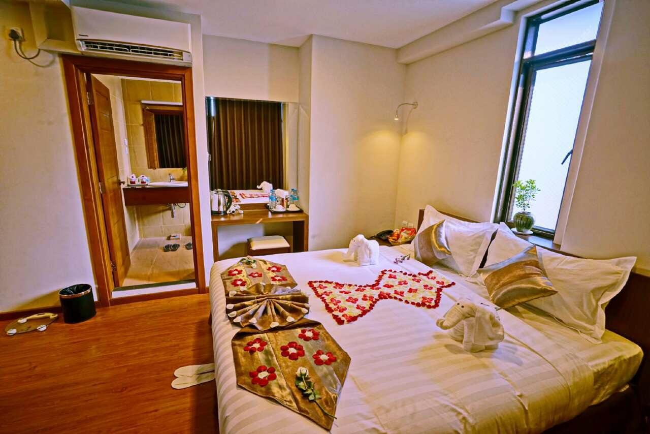 Sanctuary Hotel Mandalaj Kültér fotó