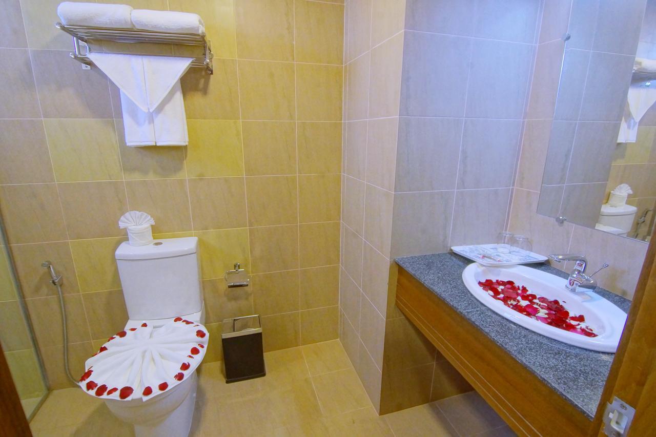 Sanctuary Hotel Mandalaj Kültér fotó